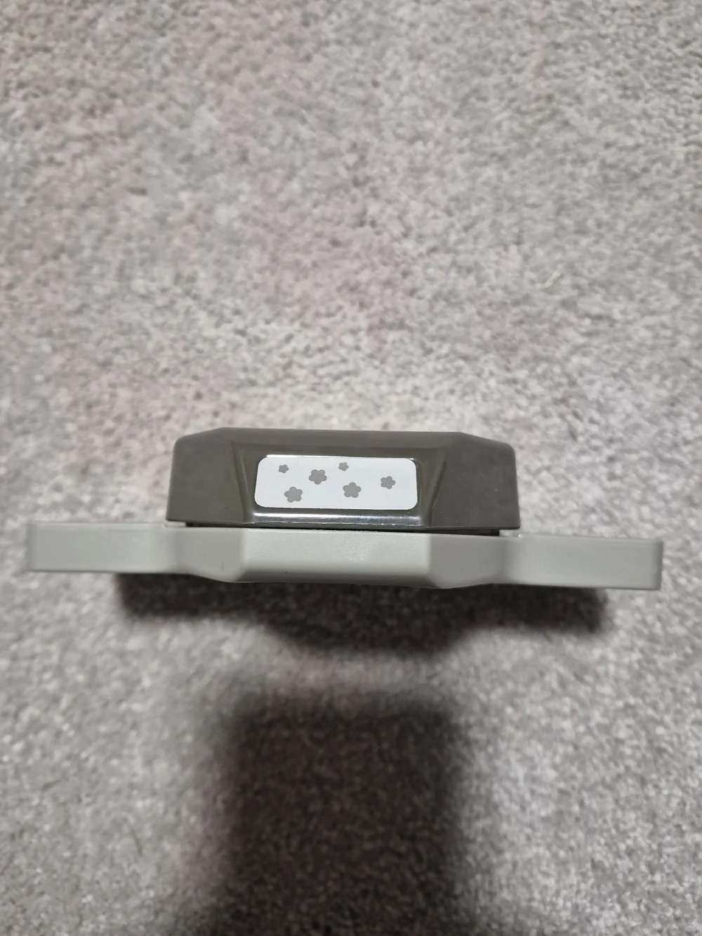 Stampin' Up!‎ Flower Paper Punch in Gray and Silver